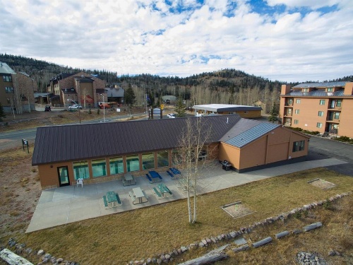 Rustic Cozy Condo with Club House image 13