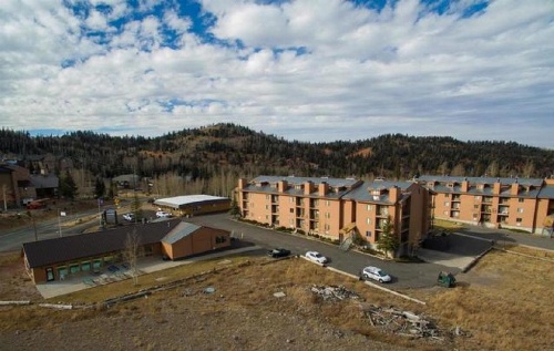 Rustic Cozy Condo with Club House image 15